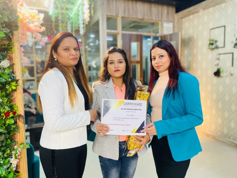 best makeup academy in varanasi