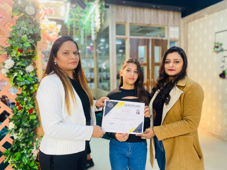 best makeup academy in varanasi